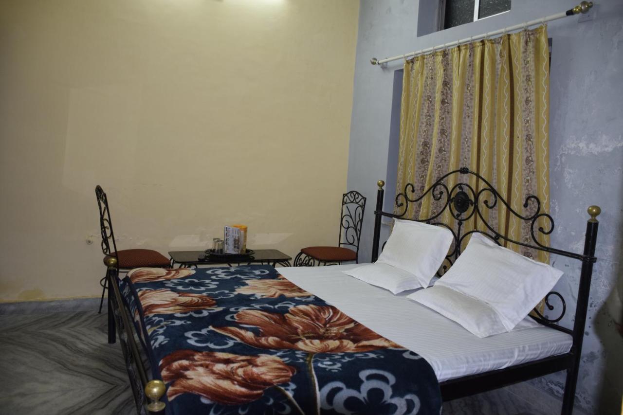 Hotel Deep Valley Monte Abu Exterior foto