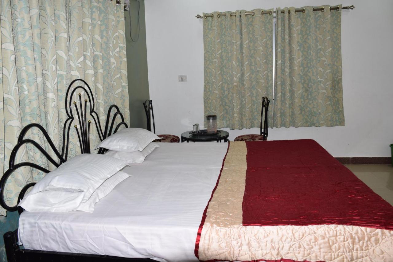 Hotel Deep Valley Monte Abu Exterior foto